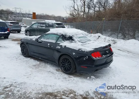 2016 Ford Mustang Ecoboost Premium z USA, uszkodzony, nr VIN 1FATP8UH1G5331146